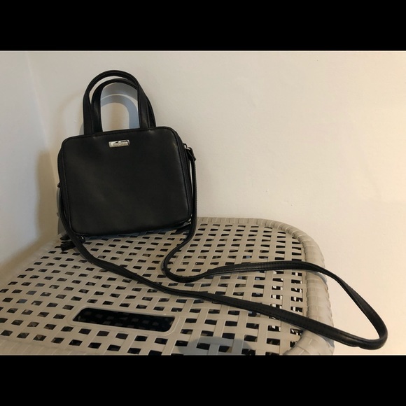 Nine West Handbags - Super cute mini Nine West handbag! 😁